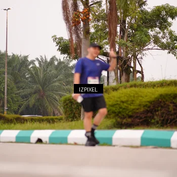 Runner Photo 7536460