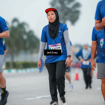 Runner Photo 7536463