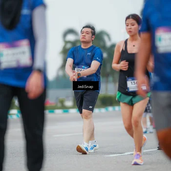 Runner Photo 7536484