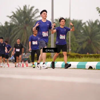 Runner Photo 7536489
