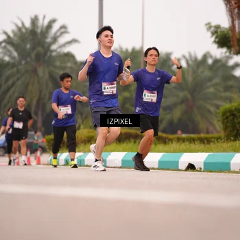 Runner Photo 7536515