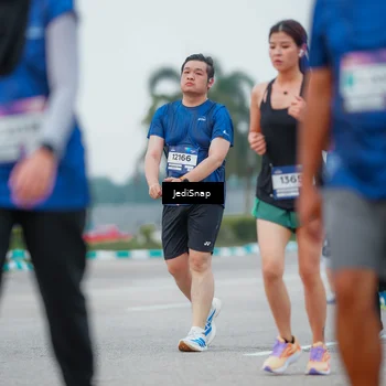 Runner Photo 7536518