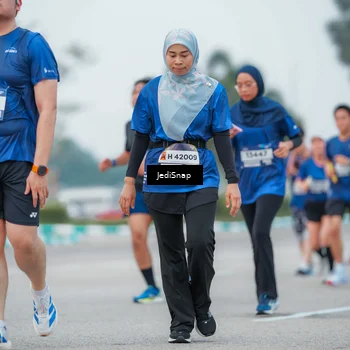 Runner Photo 7536524