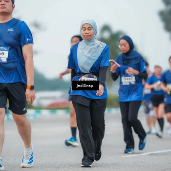 Runner Photo 7536525