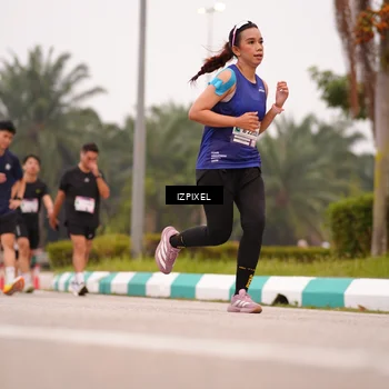 Runner Photo 7536544
