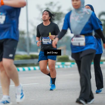 Runner Photo 7536557