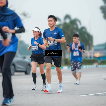 Runner Photo 7536558