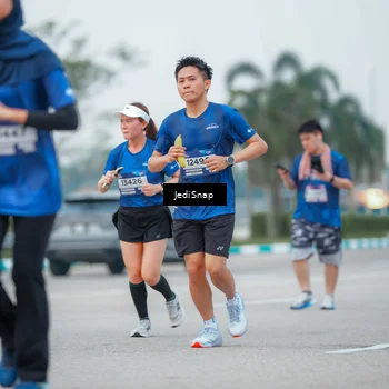 Runner Photo 7536560