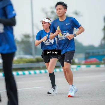 Runner Photo 7536572
