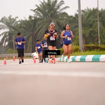 Runner Photo 7536578