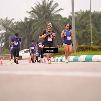 Runner Photo 7536581