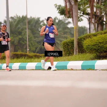 Runner Photo 7536594