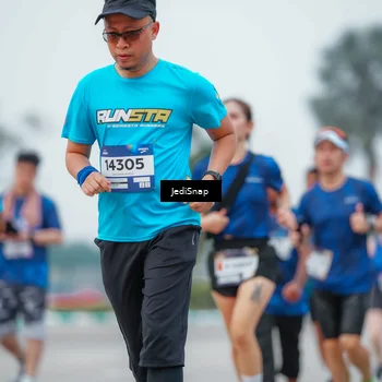 Runner Photo 7536603