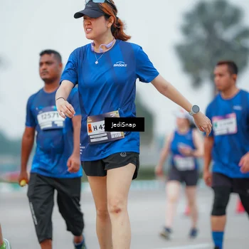 Runner Photo 7536625