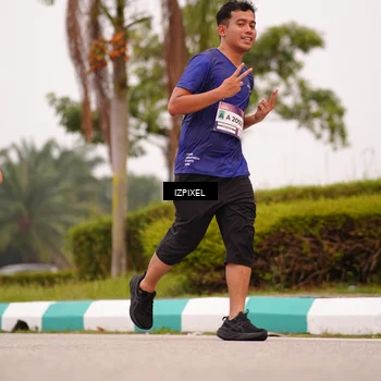 Runner Photo 7536628