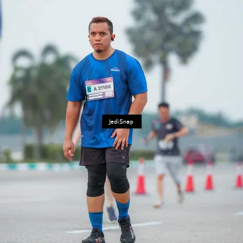 Runner Photo 7536635