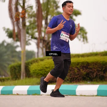 Runner Photo 7536637