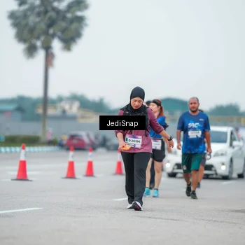Runner Photo 7536644