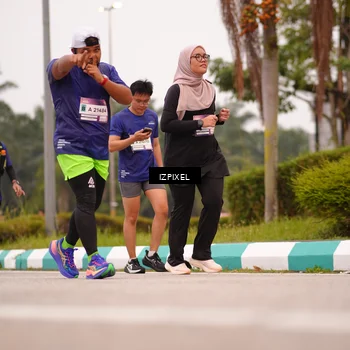 Runner Photo 7536663