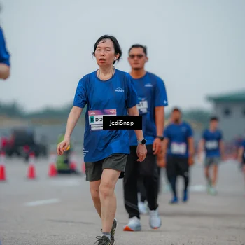 Runner Photo 7536668