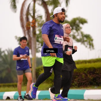 Runner Photo 7536674