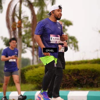 Runner Photo 7536675