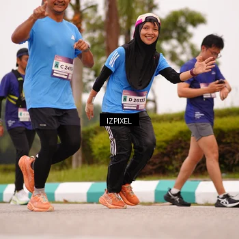 Runner Photo 7536684