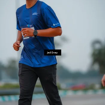 Runner Photo 7536692