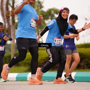Runner Photo 7536693