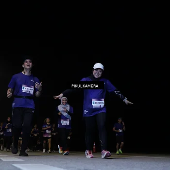 Runner Photo 7536696
