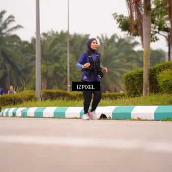 Runner Photo 7536700