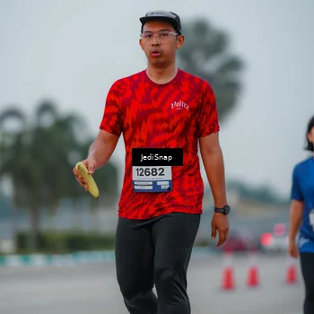 Runner Photo 7536701