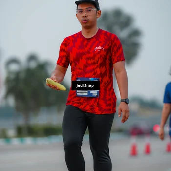 Runner Photo 7536704