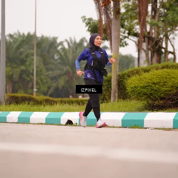 Runner Photo 7536711