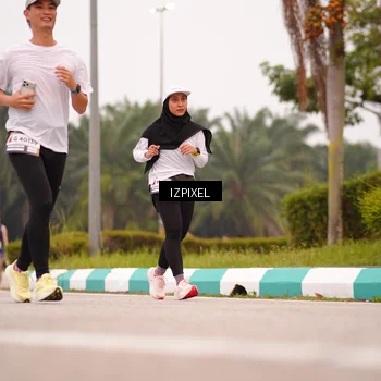 Runner Photo 7536715