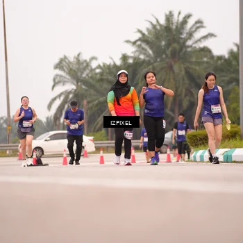 Runner Photo 7536750