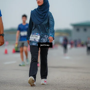 Runner Photo 7536773
