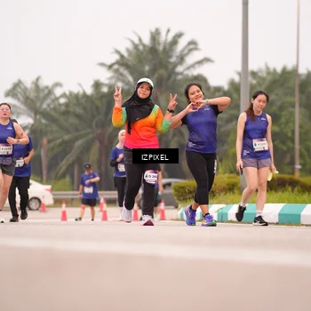 Runner Photo 7536775