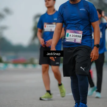 Runner Photo 7536782