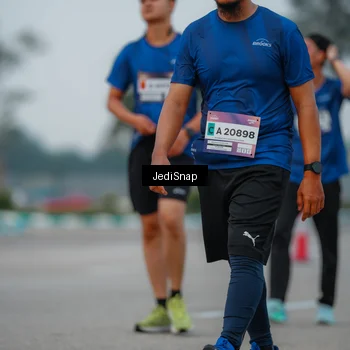 Runner Photo 7536785