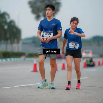 Runner Photo 7536809