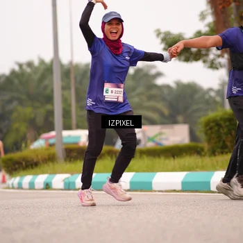 Runner Photo 7536870