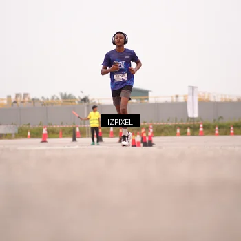 Runner Photo 7536871