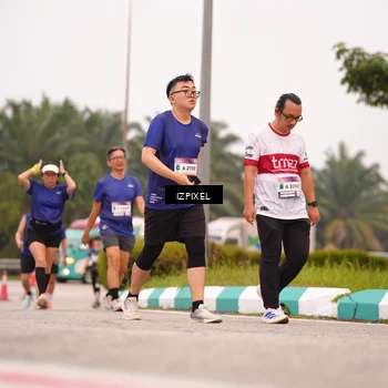 Runner Photo 7536881