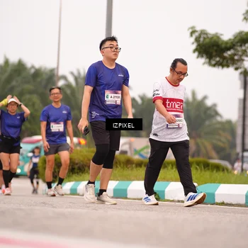 Runner Photo 7536887