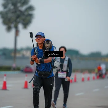 Runner Photo 7536893