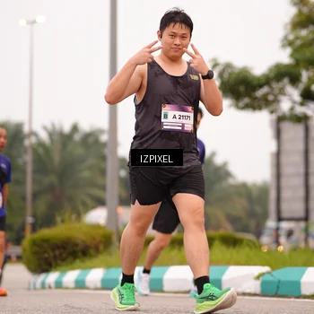 Runner Photo 7536900