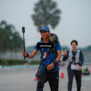 Runner Photo 7536906
