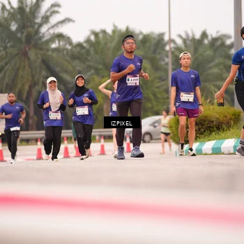 Runner Photo 7536921