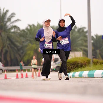 Runner Photo 7536946